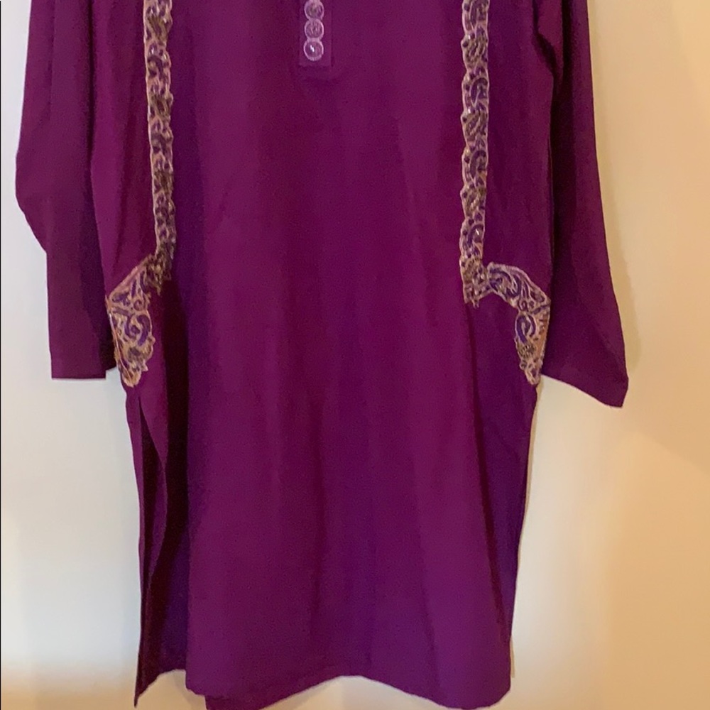 Kurta - Picture 2 of 3